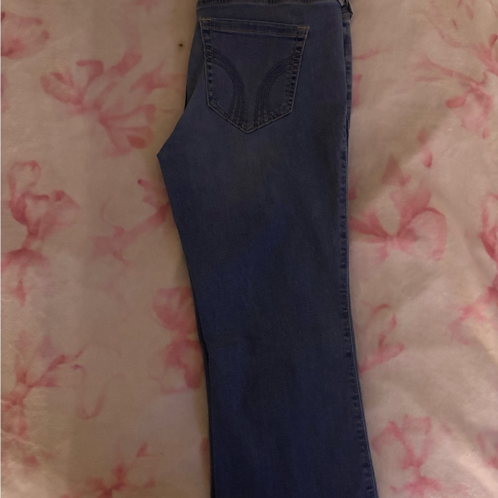Hollister Women's Classic Blue Straight Leg Jeans